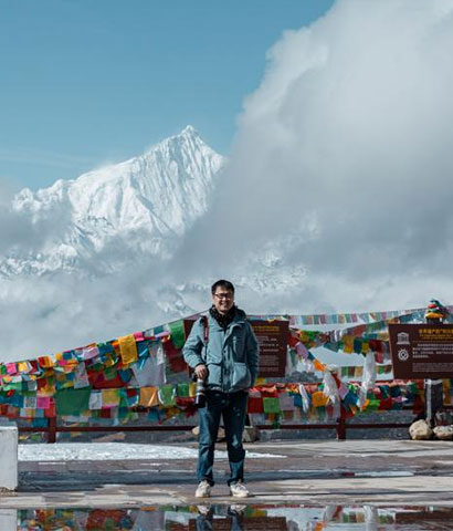 Vincent Asia Odyssey Travel