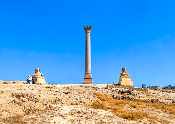 Pompeys Pillar, Alexandria, Egypt Pompeys Pillar, Alexandria, Egypt