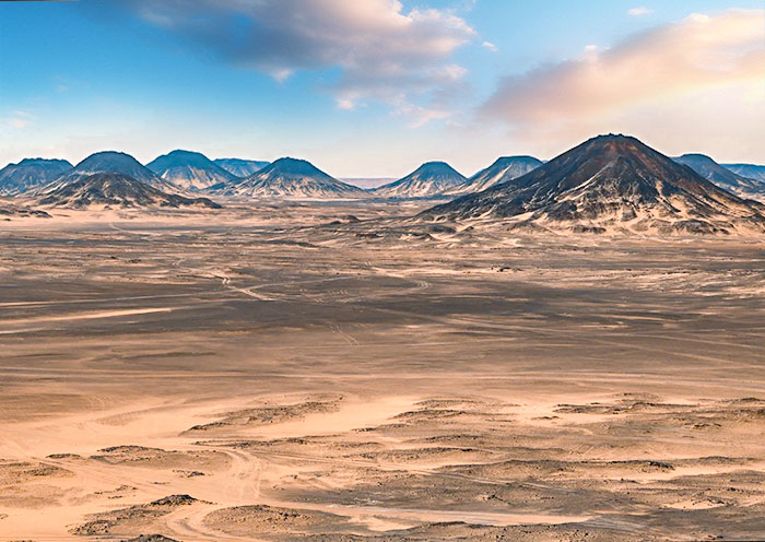 Black Desert, Western Desert Oasis, Egypt Black Desert, Western Desert Oasis, Egypt
