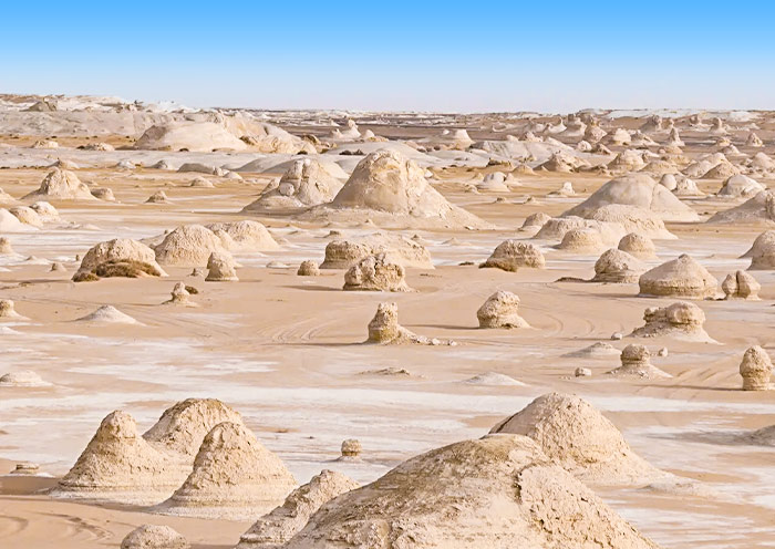 White Desert, Western Desert Oasis, Egypt White Desert, Western Desert Oasis, Egypt