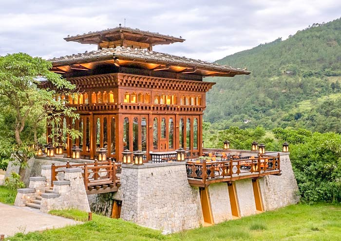 8 Days Western Bhutan Luxury Tour with Gangtey