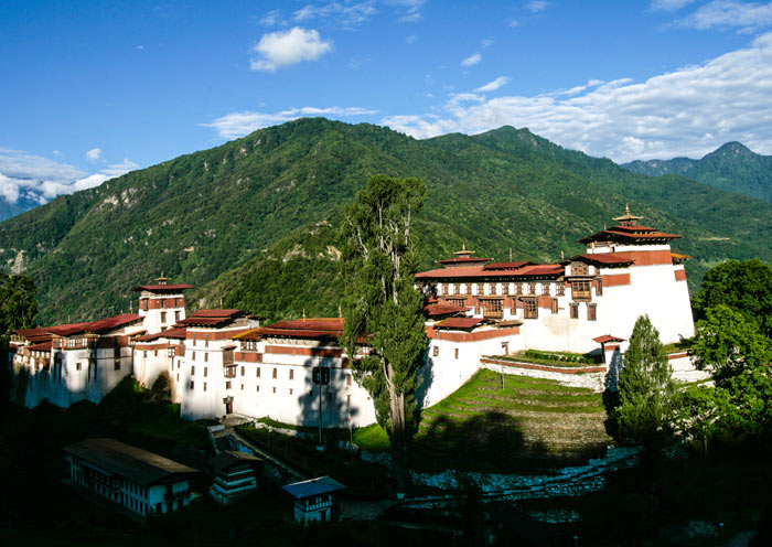 Jakar Dzong, Bumthang (Bhutan) Jakar Dzong, Bumthang (Bhutan)