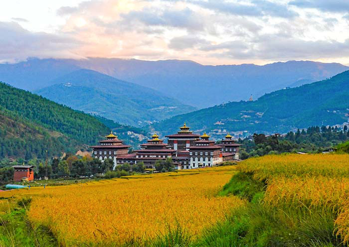 4 Days Bhutan Tour Package with Tiger’s Nest Hike