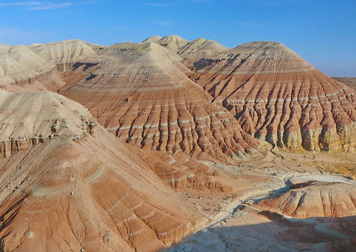 Aktau Mountains, Altyn Emel National Park 