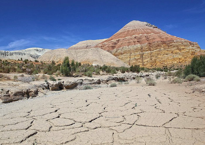 Aktau Mountains, Altyn Emel National Park 