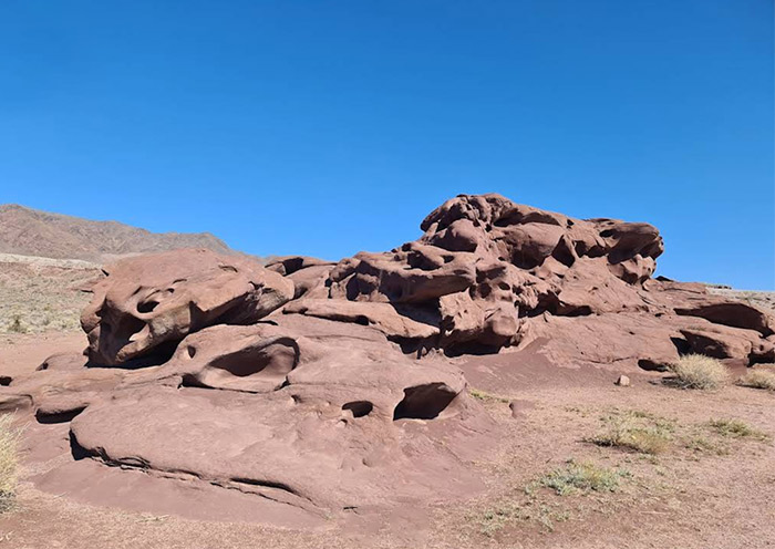 Katutau Mountains, Altyn Emel National Park 