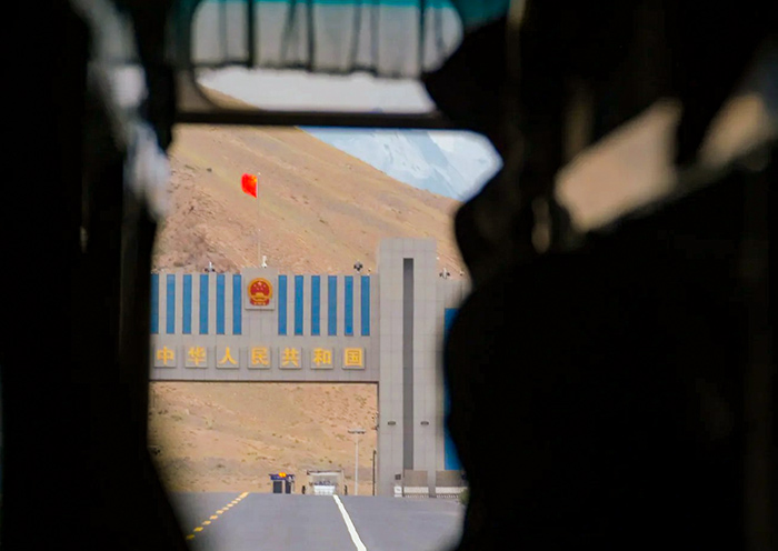 China-Kyrgyzstan Border Crossing Bus
