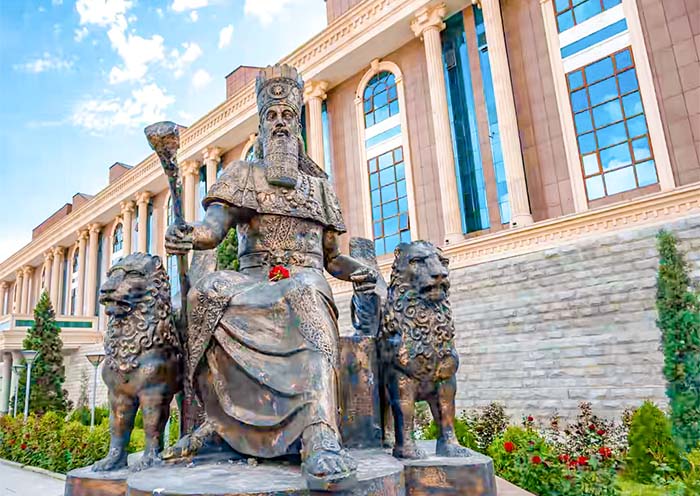 Cyrus The Great Statue