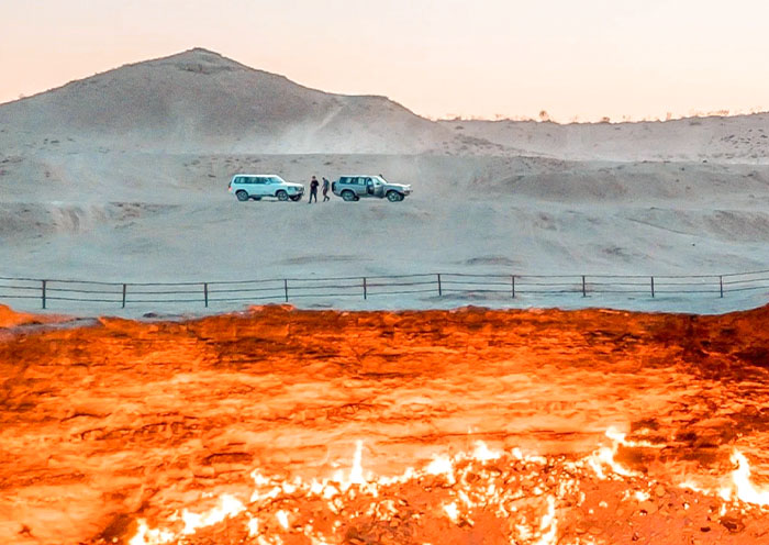Darvaza Gas Crater