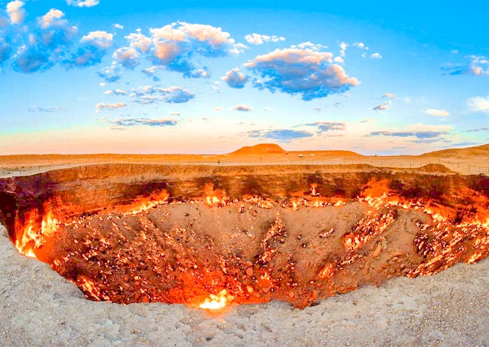 Darvaza Gas Crater