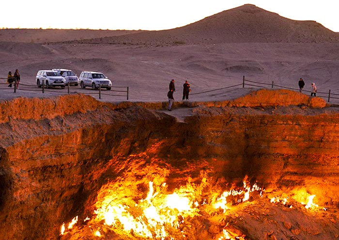 Darvaza Gas Crater