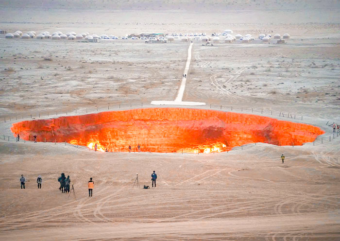 Darvaza Gas Crater
