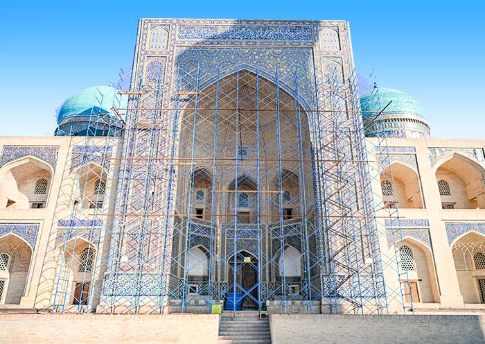 Mir i Arab Madrasah, Po i Kalyan Complex