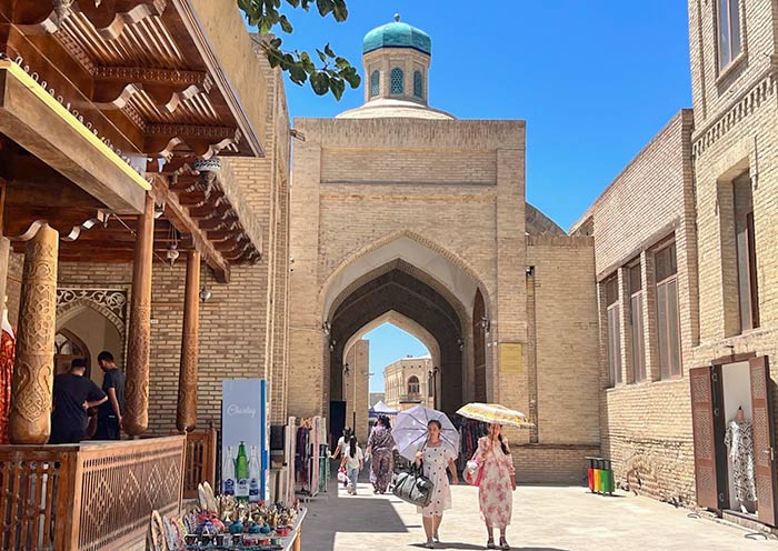 Toki-Sarrofon, Trading Domes Bukhara