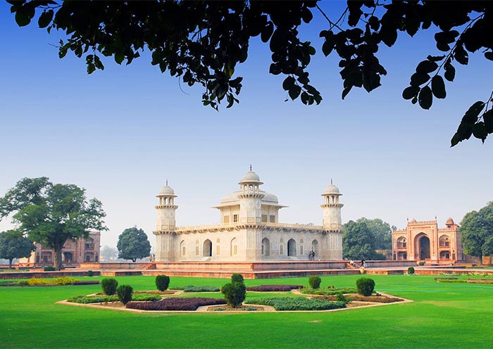 Agra's Itmad-ud-Daula's Tomb Agra's Itmad-ud-Daula's Tomb