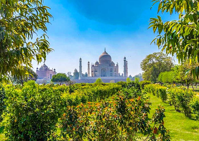 The Moonlight Garden in Agra