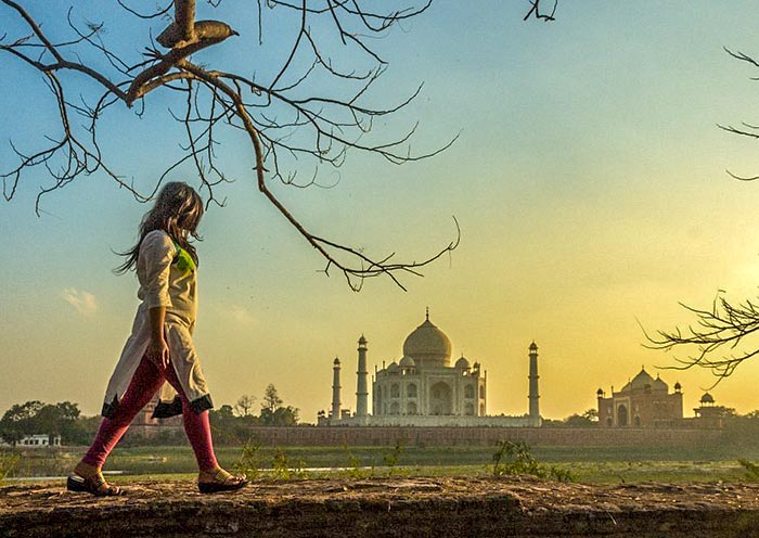 Take in the beauty of the Taj Mahal from a unique viewpoint Take in the beauty of the Taj Mahal from a unique viewpoint