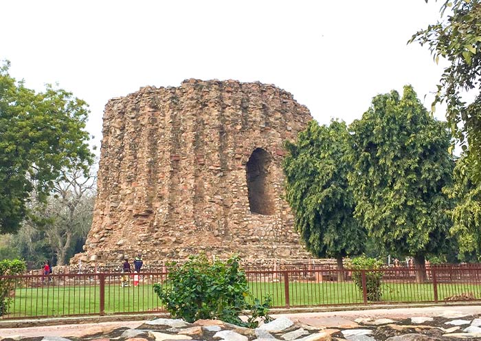 Qutub Minar is a towering masterpiece