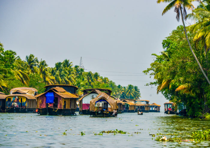 Cruising the backwaters of Kerala on houseboats