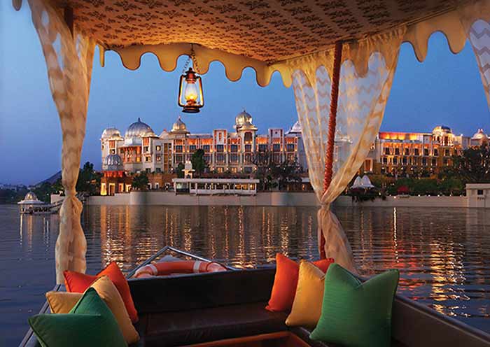 Enjoy a boat ride on Lake Pichola to view the City Palace Enjoy a boat ride on Lake Pichola to view the City Palace