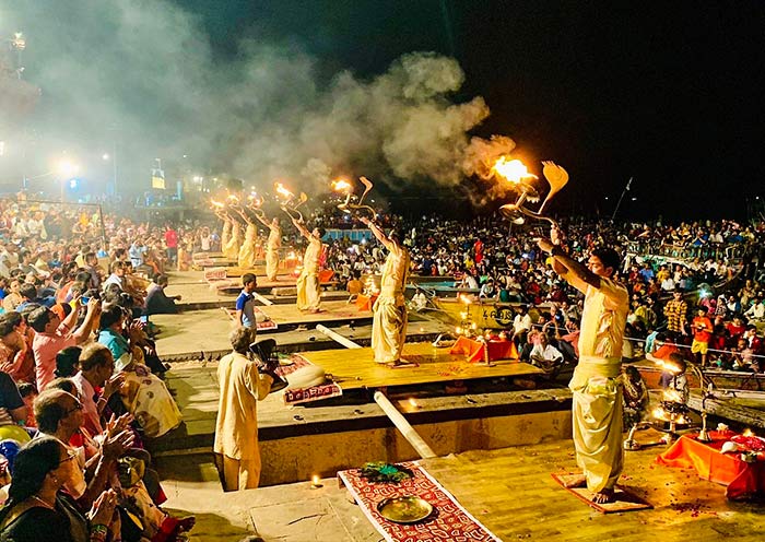 Ganga Aarti ceremony, Dashashwamedh Ghat