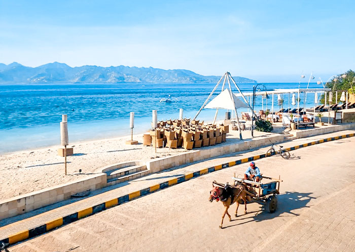 Gili Beach