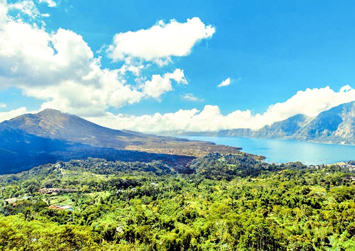  Mount Batur