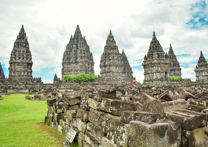 Prambanan Temple Complex in Yogyakarta Prambanan Temple Complex in Yogyakarta