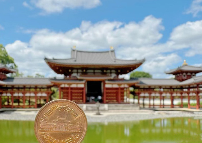The Byodoin Temple is featured on the Japanese 10-yen coin 
