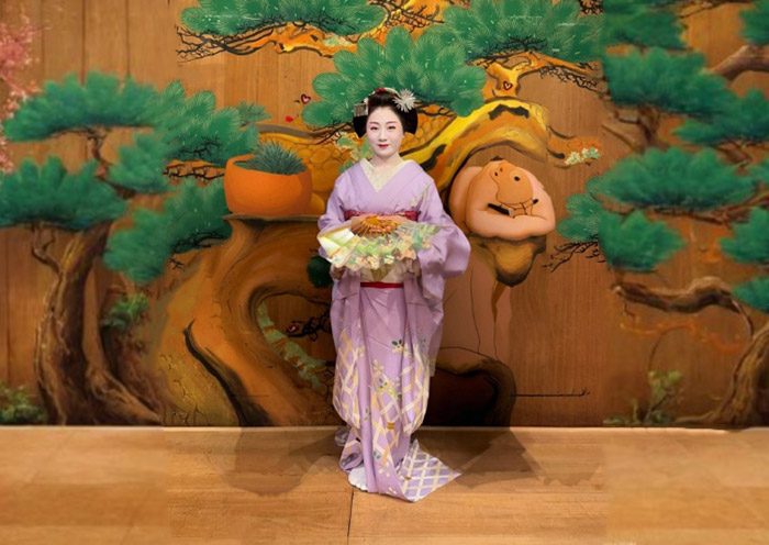 Geisha performance