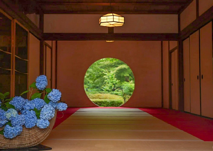 Meigetsu-in Temple in Kamakura