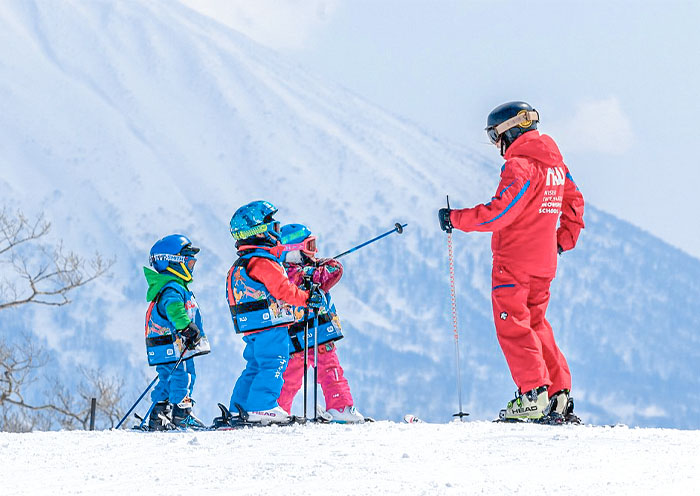 Japan Ski Tours 