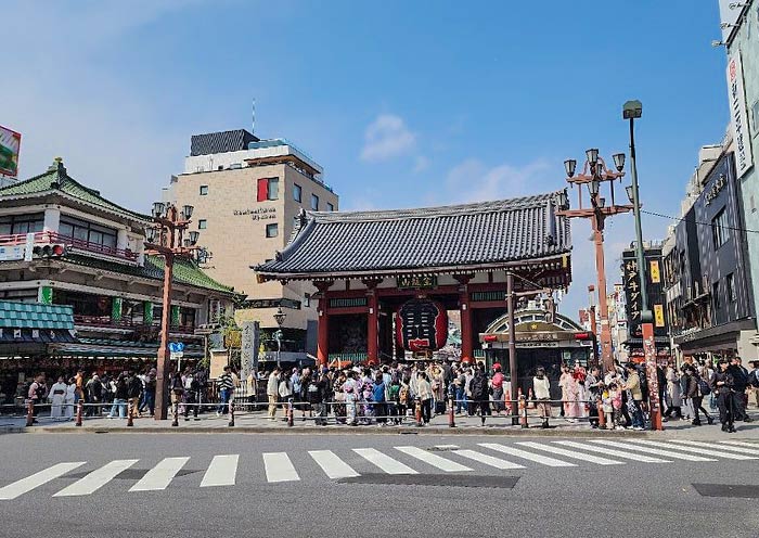 Senso-ji Temple Entrance