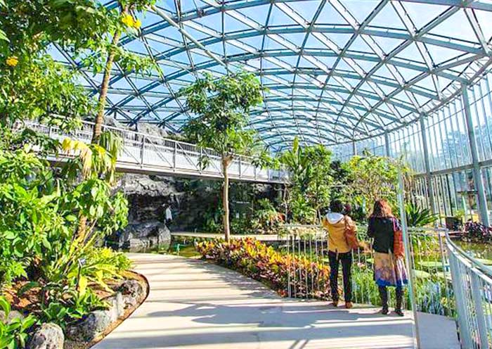 Shinjuku Gyoen National Garden