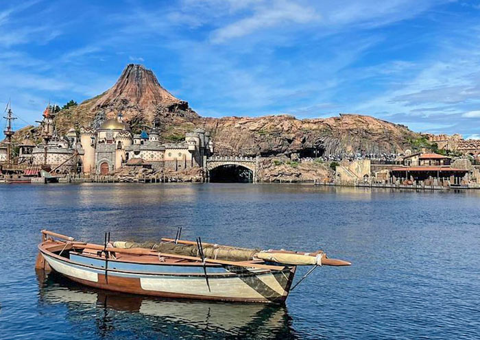 Have fun at Tokyo DisneySea Have fun at Tokyo DisneySea