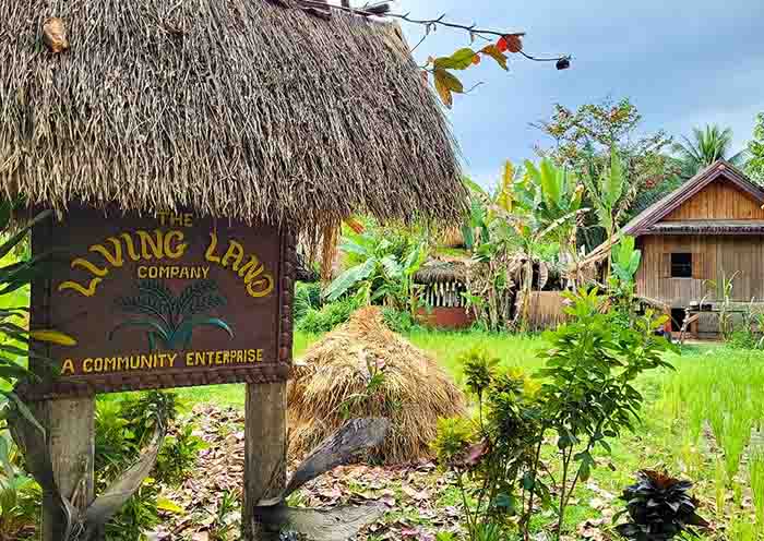 laos tour