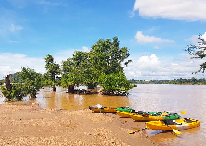 laos tour