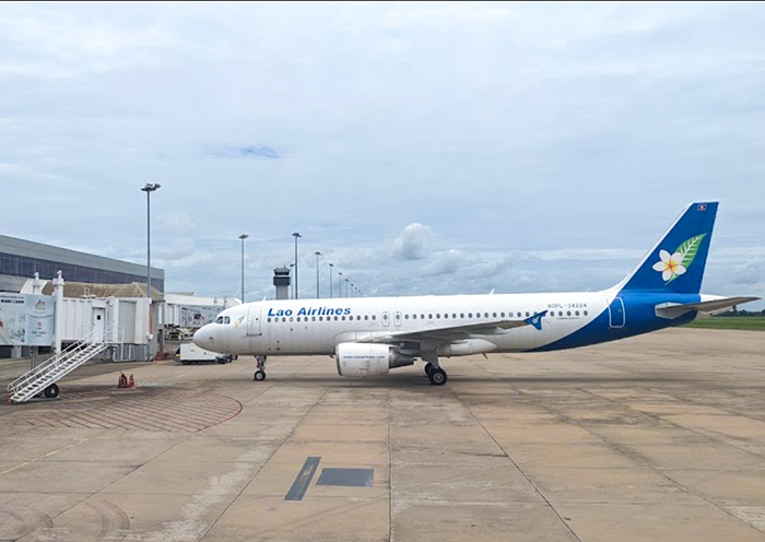 Vientiane Airport & Laos Airlines