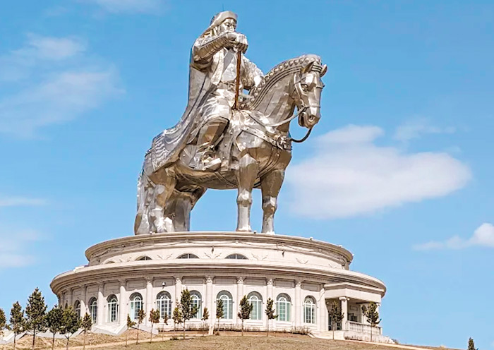 World's Largest Equestrian Statue