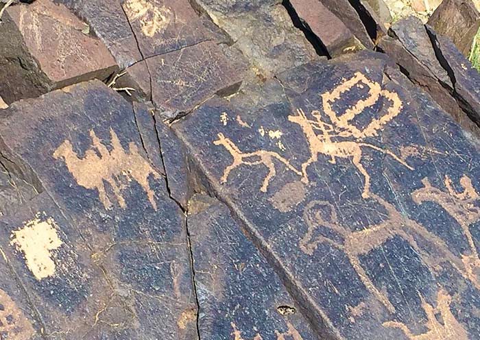 Khavtsgait Petroglyph