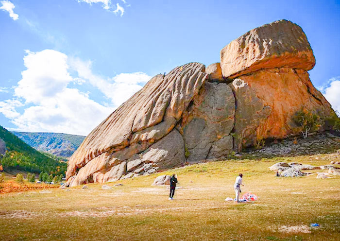 Turtle Rock (Melkhii Khad)