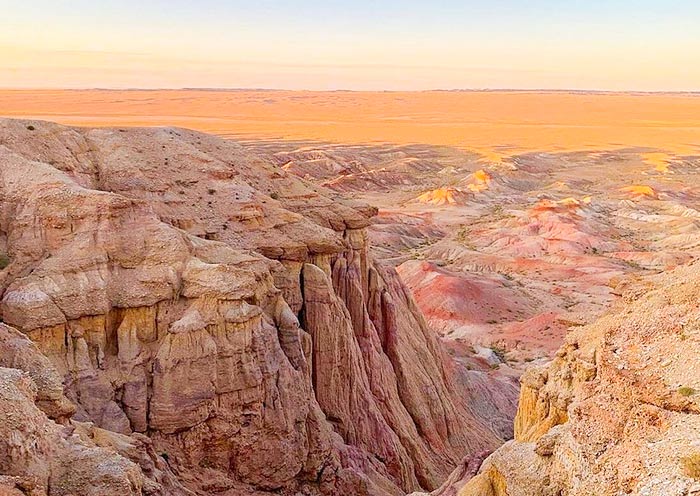 Tsagaan Suvarga, Mongolia