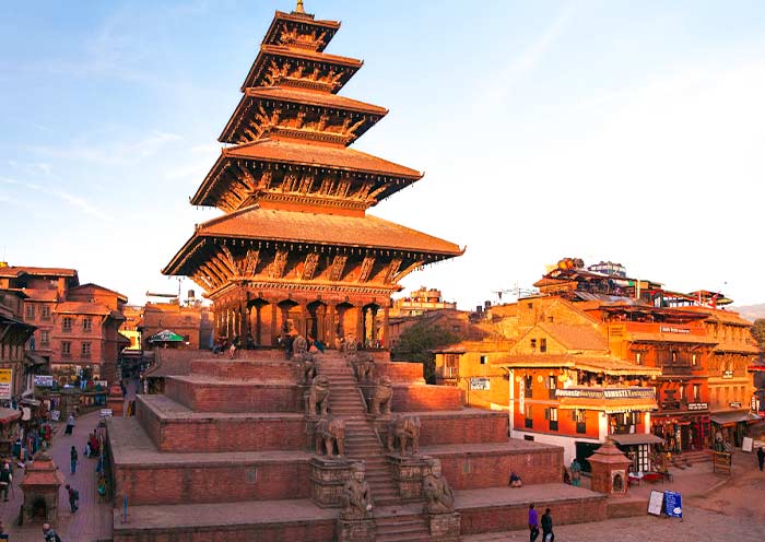 Explore Durbar Squares in Kathmandu Valley
