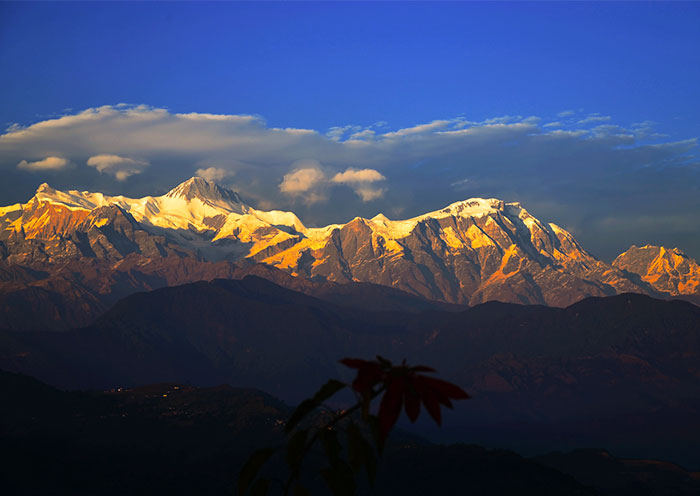 Himalaya Mountain Range in Pokhara Himalaya Mountain Range in Pokhara