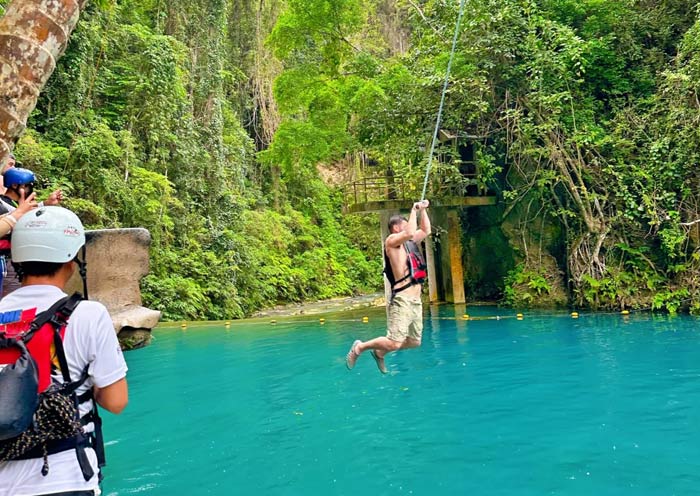 Canyoneering to Kawasan Falls in Cebu