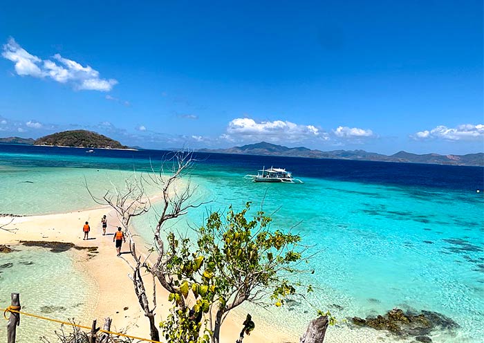 Stunning Sandbar of Bulog Dos Island