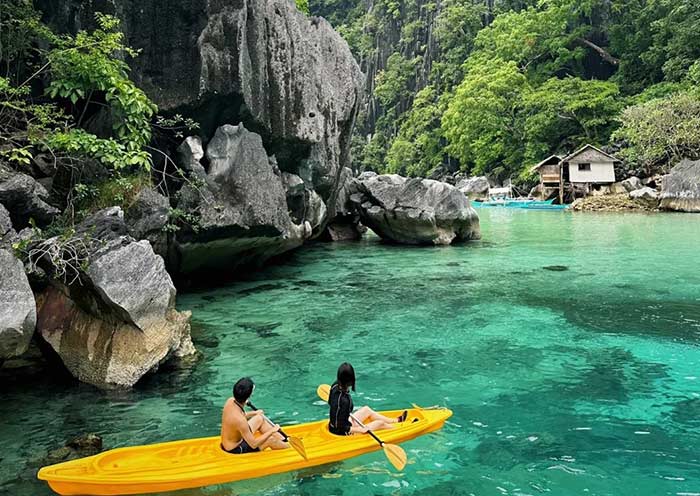 Kayaking in Coron