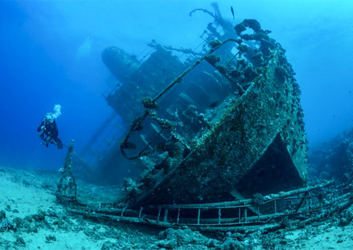 Coron Skeleton Wreck