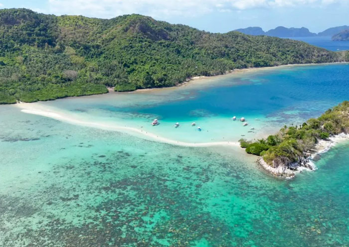 El Nido Tour B Snake Island