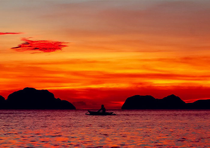 Las Cabanas Beach in El Nido